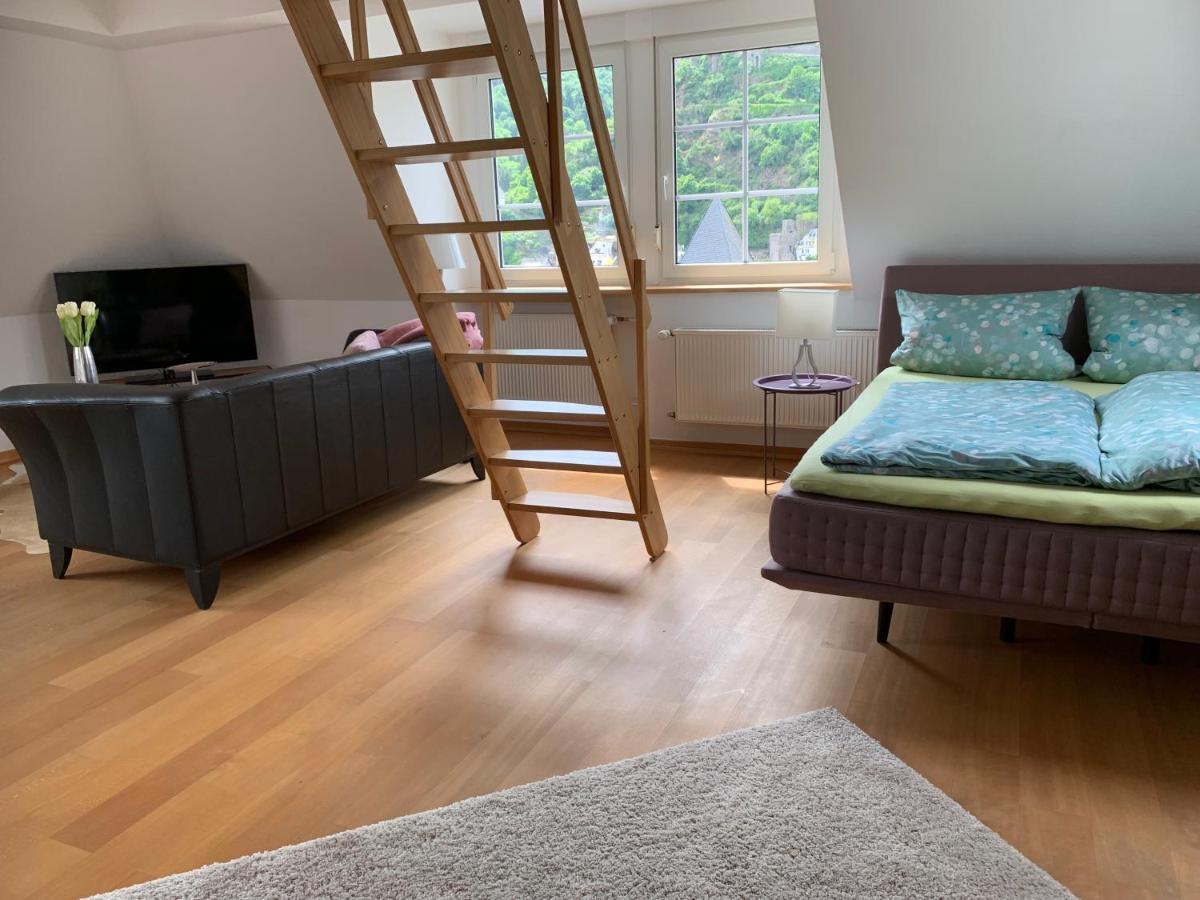 Ferienwohnung Moseltraum Cochem Bagian luar foto
